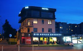 Bhb Hotel